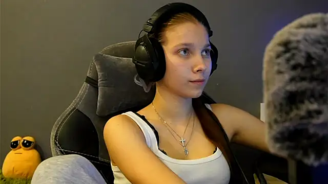 Softixq online show from 12-22-25, 02:50