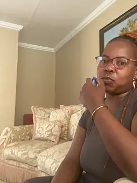 SweetCandy84 online show from 12-21-25, 09:44