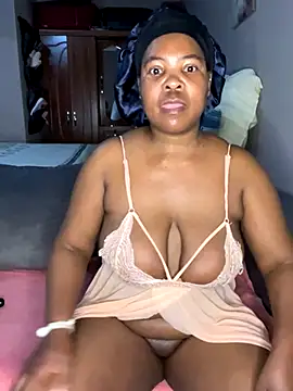 SweetCandy84 online show from 11-13-25, 03:21