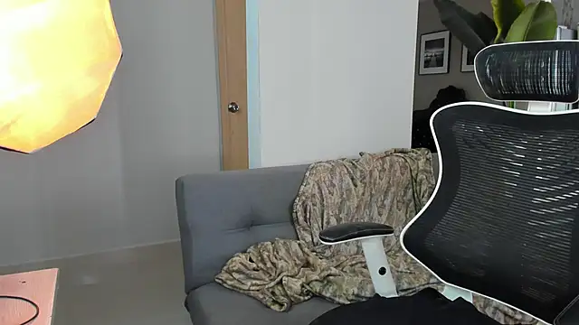 Paul Reybor online show from 11-22-25, 03:00