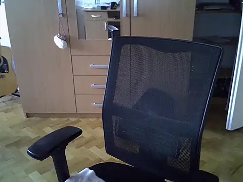 Snapshot of delayclose__ chatting on 04-02-26, 03:51 delayclose online show from 04-02-26, 03:51