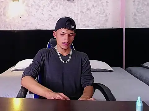 SavageLover  online show from 01-14-26, 05:05