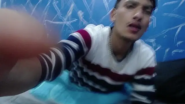 SavageLover  online show from 12-04-25, 05:50