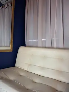 Snapshot of GiselleVice chatting on 12-21-25, 07:48 GiselleVice online show from 12-21-25, 07:48