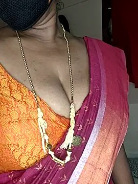 Snapshot of sivashree chatting on 06-28-26, 02:56 sivashree online show from 06-28-26, 02:56