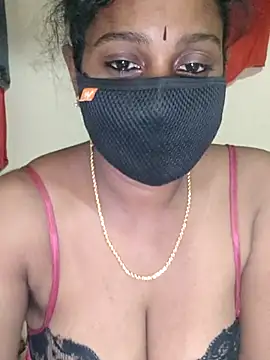 Snapshot of sivashree chatting on 06-20-26, 04:23 sivashree online show from 06-20-26, 04:23