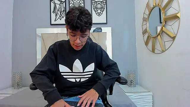 adams bobby online show from 12-21-25, 11:34