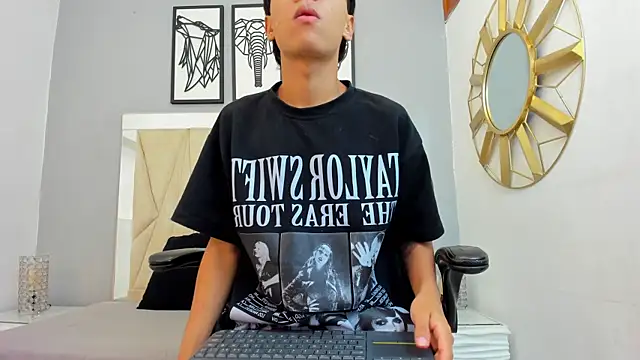 adams bobby online show from 12-18-25, 11:36