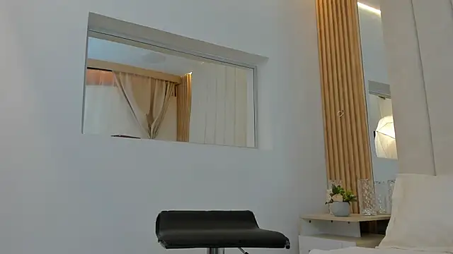 Snapshot of adams_bobby chatting on 07-19-26, 11:18 adams bobby online show from 07-19-26, 11:18