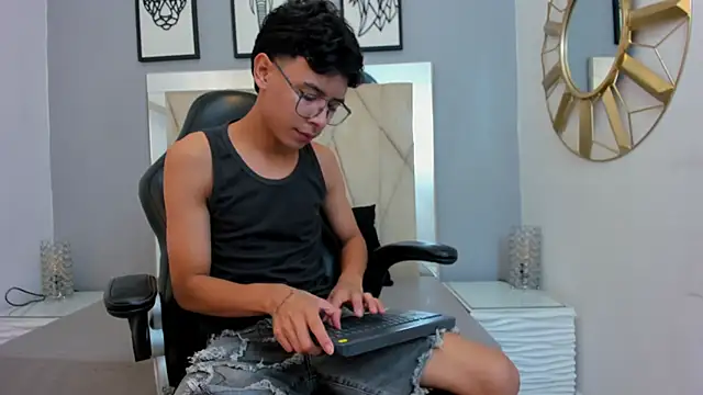 adams bobby online show from 03-05-26, 11:07