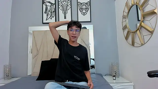 adams bobby online show from 11-23-25, 11:31