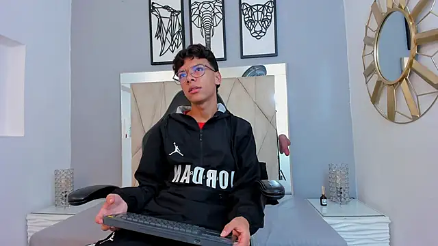 adams bobby online show from 11-27-25, 11:32