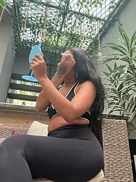 Snapshot of loana_vegas chatting on 05-29-26, 03:40 loana vegas online show from 05-29-26, 03:40