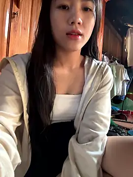 Ruby 68 online show from 01-11-26, 04:19