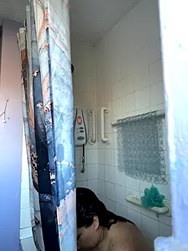 BubblesLovexox online show from 11-28-25, 01:00