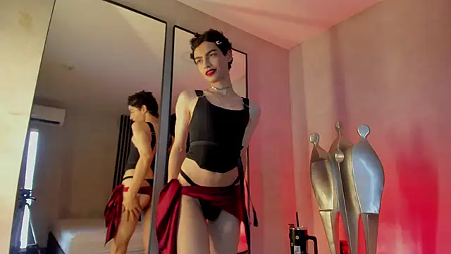 Val Guerra online show from 10-31-25, 03:03