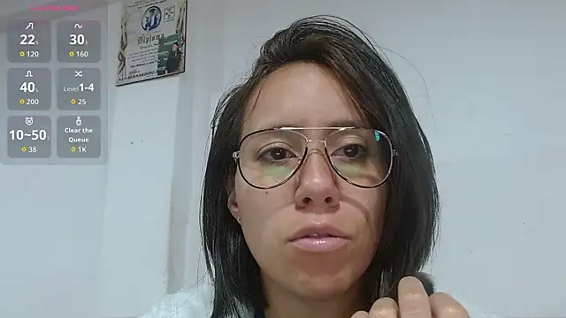 LunaaMorena online show from 05-26-26, 01:42