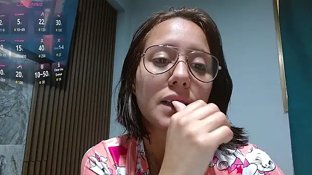 LunaaMorena online show from 05-21-26, 02:03