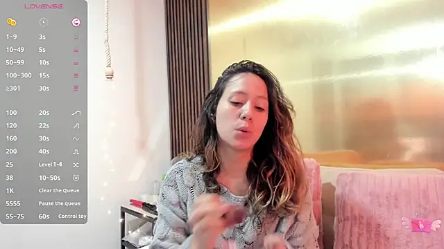 LunaaMorena online show from 11-25-25, 01:22