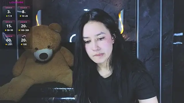 Aleja05 b online show from 12-20-25, 08:01