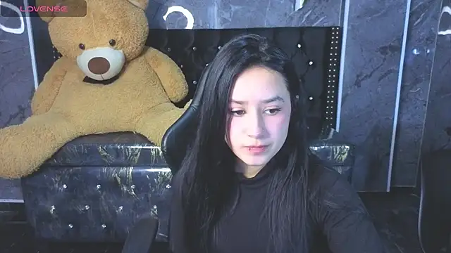 Aleja05 b online show from 12-21-25, 08:09