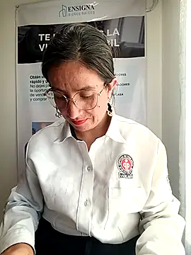 Valentina--1 online show from 05-15-26, 10:30