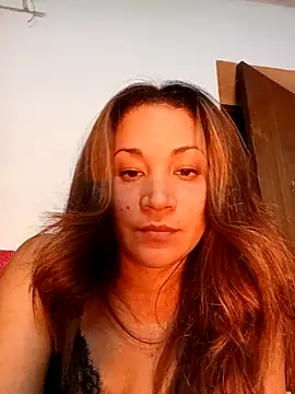 dulcessecretos online show from 12-04-25, 11:37