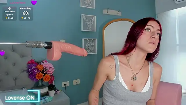 Luna Raay online show from 02-27-26, 06:08