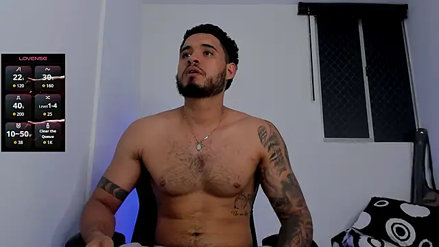 Snapshot of AUSTINN_TORRES chatting on 02-13-26, 01:38 AUSTINN TORRES online show from 02-13-26, 01:38