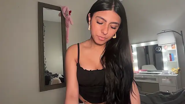 Sophiasecretsx online show from 10-29-25, 09:58