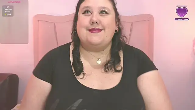 Snapshot of marianabbw30 chatting on 12-14-25, 06:41 marianabbw30 online show from 12-14-25, 06:41