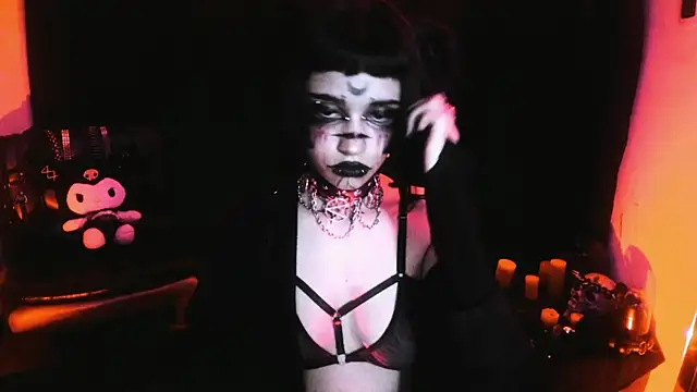 Yueeclipsa online show from 03-23-26, 04:56