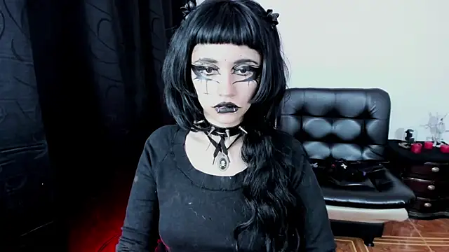 Yueeclipsa online show from 12-23-25, 04:01