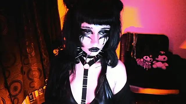 Snapshot of Yueeclipsa chatting on 02-15-26, 04:13 Yueeclipsa online show from 02-15-26, 04:13