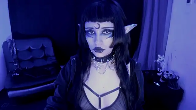 Snapshot of Yueeclipsa chatting on 01-18-26, 04:49 Yueeclipsa online show from 01-18-26, 04:49