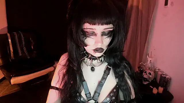 Snapshot of Yueeclipsa chatting on 02-02-26, 03:49 Yueeclipsa online show from 02-02-26, 03:49