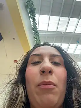 sarah honey   online show from 11-02-25, 03:28