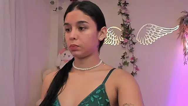 ISA NIXON online show from 02-06-26, 11:12