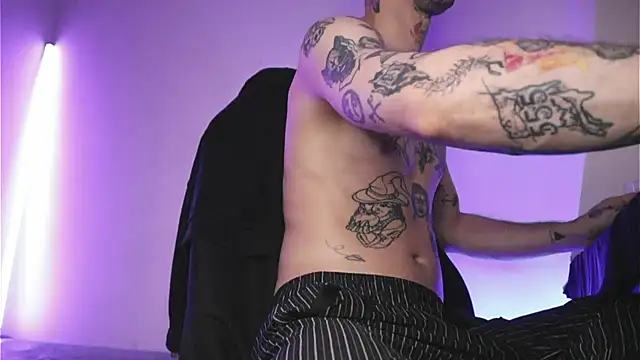 TokyoHatsumoto online show from 01-12-26, 12:17