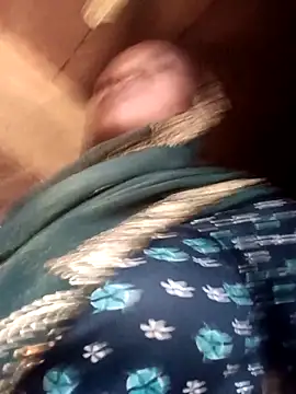 QRANSEXI online show from 11-08-25, 08:40