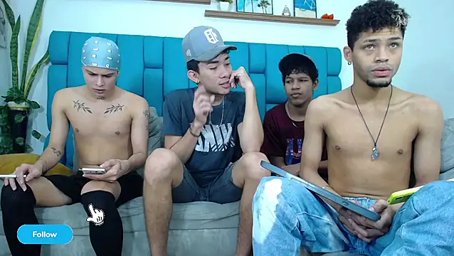 Hot Boys Latinos X online show from 04-06-26, 05:25