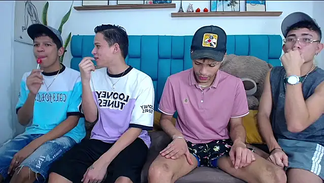 Hot Boys Latinos X online show from 02-27-26, 11:48