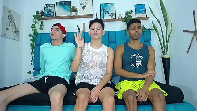 Hot Boys Latinos X online show from 11-09-25, 05:28