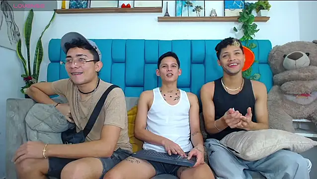 Hot Boys Latinos X online show from 02-09-26, 11:03