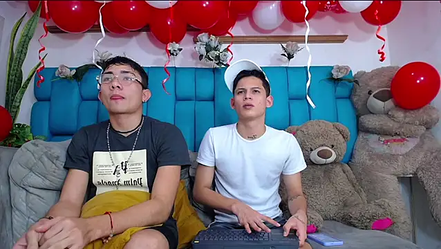 Hot Boys Latinos X online show from 02-14-26, 11:05