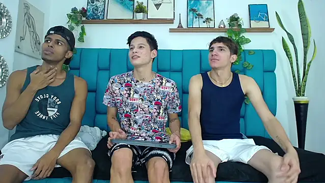 Hot Boys Latinos X online show from 11-06-25, 10:03