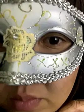 crazzyanne online show from 11-29-25, 04:01