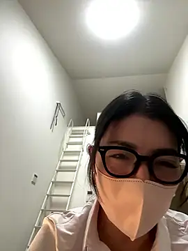 akimix xoxo online show from 11-10-25, 02:33