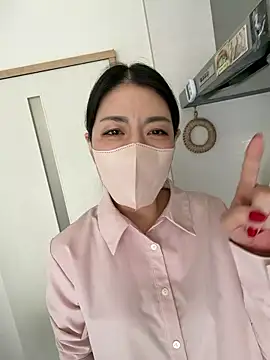 akimix xoxo online show from 04-18-26, 04:04