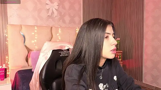 MAIILY TAY online show from 02-18-26, 12:23